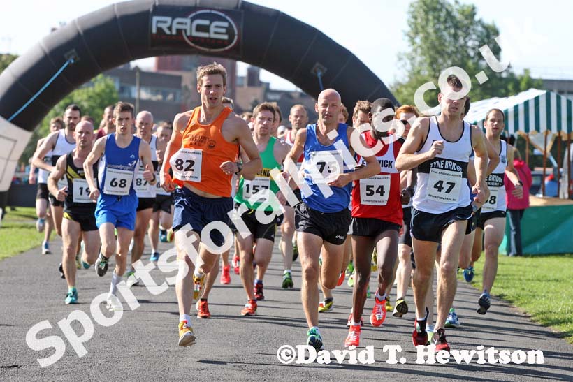 The start of the Tyne Bridge Harriers Exhibition Park 5k, Newcastle.